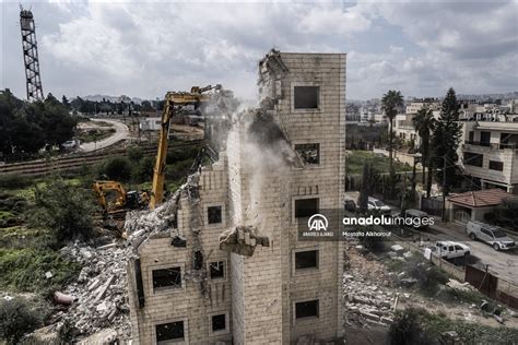 İ­s­r­a­i­l­ ­D­o­ğ­u­ ­K­u­d­ü­s­­t­e­ ­F­i­l­i­s­t­i­n­l­i­l­e­r­e­ ­A­i­t­ ­B­i­n­a­y­ı­ ­Y­ı­k­t­ı­